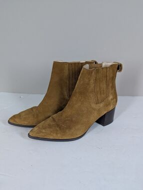 Saks Fifth Avenue Suede Ankle Boots Tan Pointed Toe Block Heel Chelsea Style 7